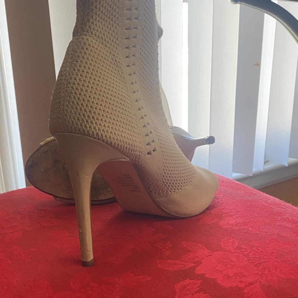 Steve Madden Beige Knit Pointed Stiletto Ankle Boot